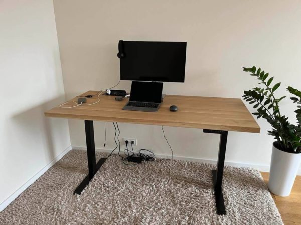 regulowane biurko dębowe regulowane biurko dębowe