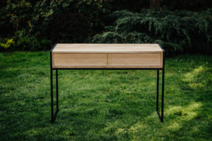 Dębowe biurko Marco z szufladami Dębowe biurko Marco z szufladami