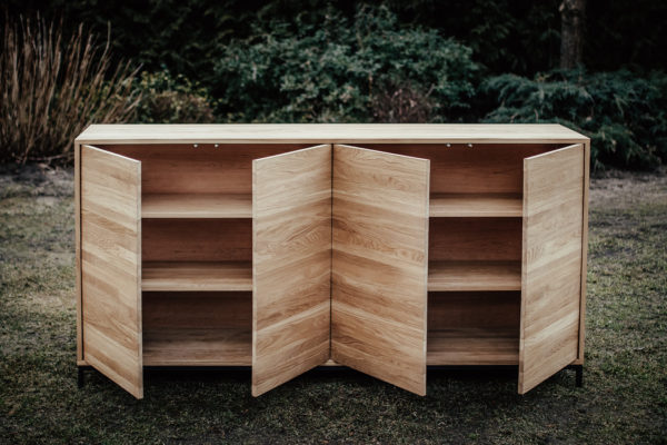 dębowa komoda TABLERO 2 z otwartymi frontami dębowa komoda TABLERO 2 z otwartymi frontami