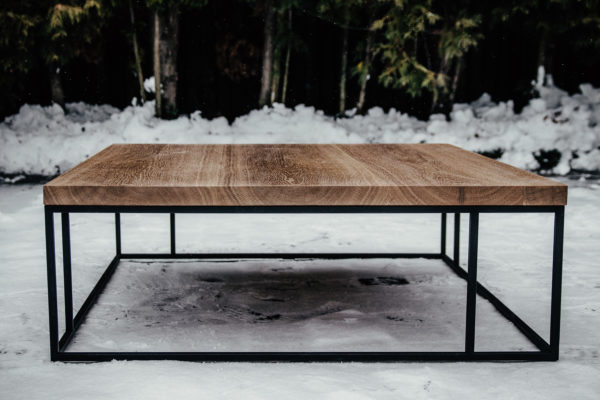 Dębowy industrialny stolik kawowy Fresco