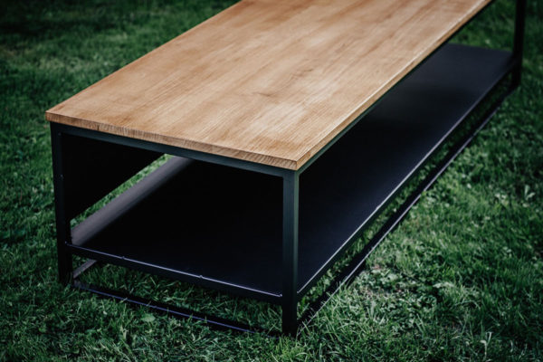 prosta komoda rtv do salonu z drewna i stali prosta komoda rtv do salonu z drewna i stali