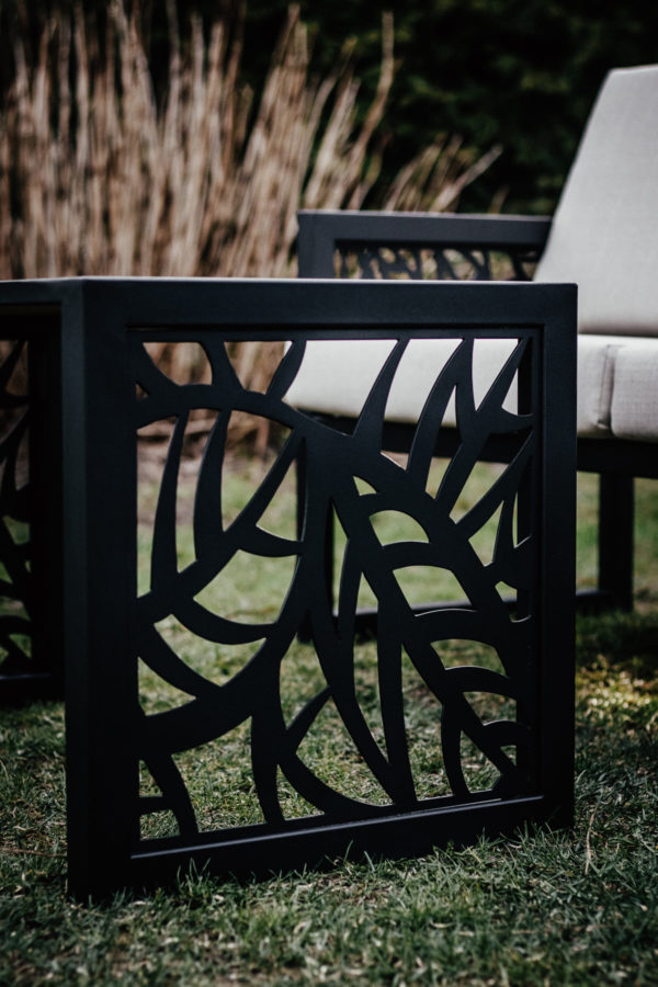 stalowy dekor w zestawie ogrodowym stalowy dekor w zestawie ogrodowym