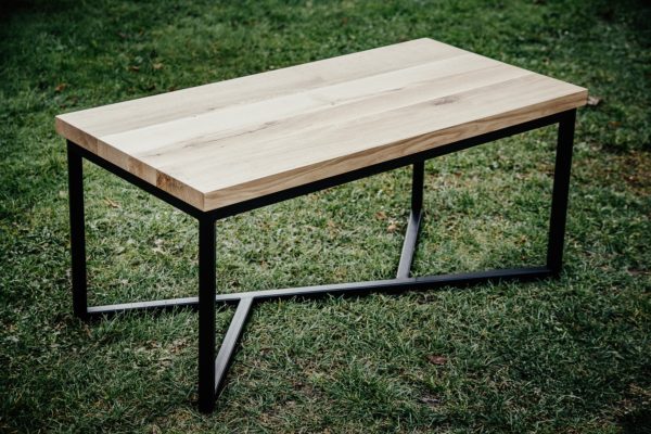 stolik-debowy-y.jpg Dębowy stolik kawowy Y do salonu