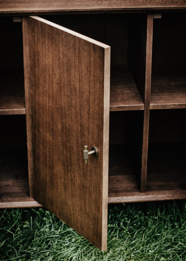 IMG_9428 Drewniana komoda CANDADO do przechowywania